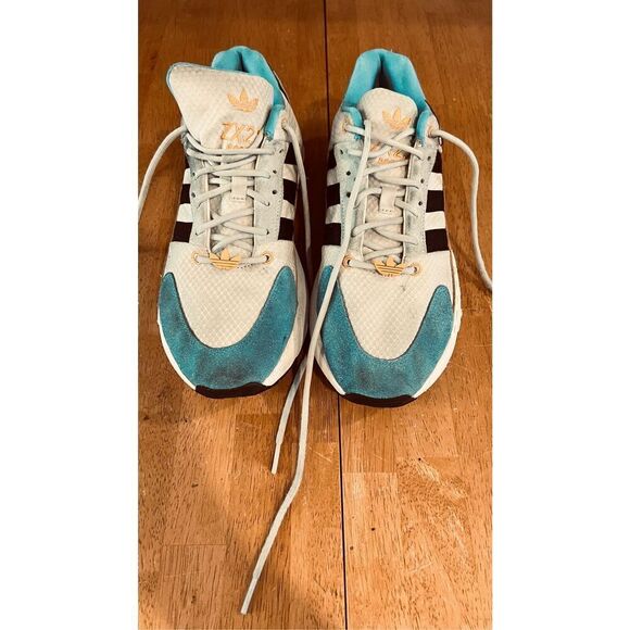 Adidas ZX 22 Boost White Plus Blue Gold Mens Sneakers SZ 8.5 - Picture 1 of 15